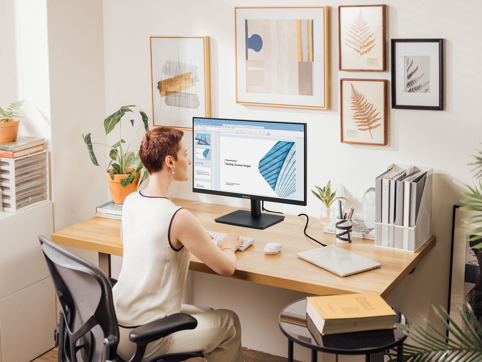 Built-in Power Board for a Cleaner Desk Setup 1